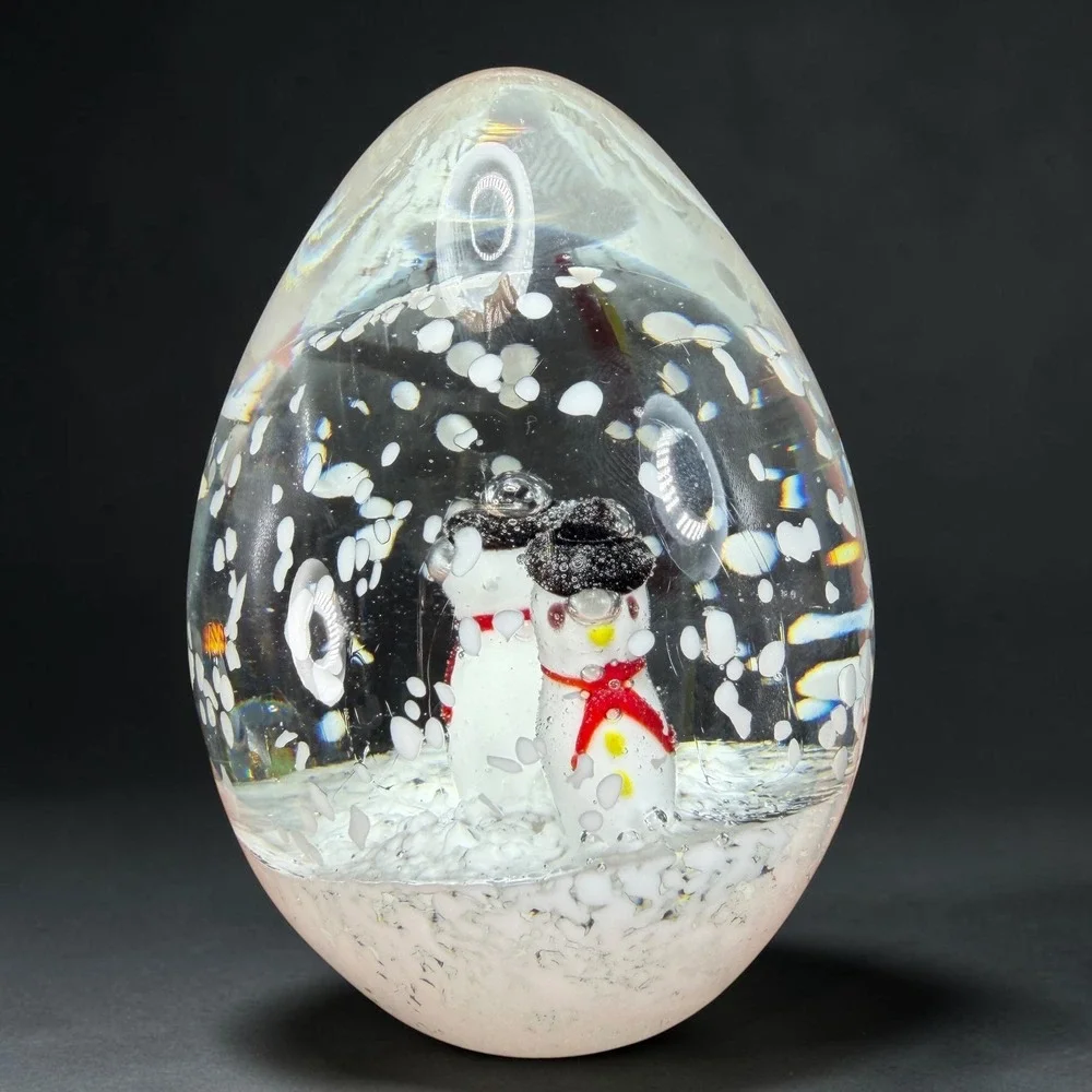 Heavy Glass Snowman Egg Paperweight Winter Snow Scene 4 inch Holiday Decor